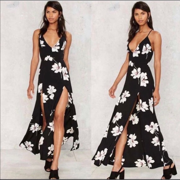 Nasty Gal Dresses & Skirts - Nasty gal floral maxi dress
